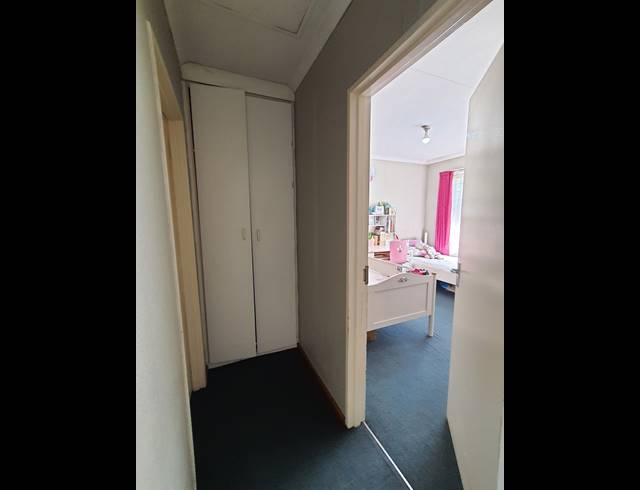 3 BEDROOM SIMPLEX FOR SALE IN COUNTRY VIEW